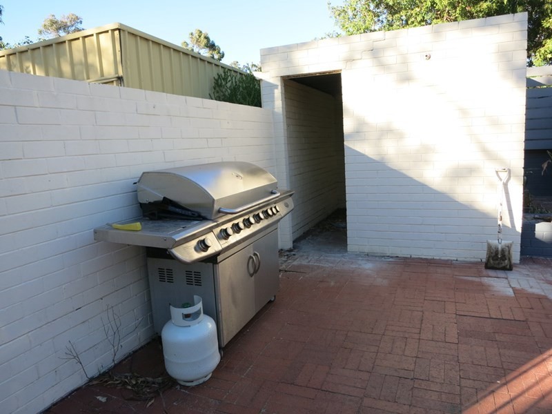 4 Hart Street, Lesmurdie WA 6076