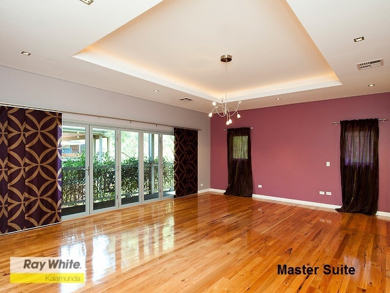 27 Persimmon Place, Kalamunda WA 6076