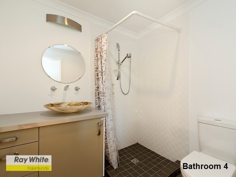 27 Persimmon Place, Kalamunda WA 6076