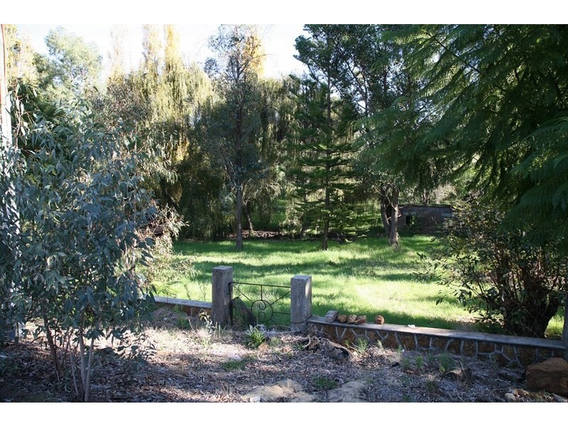 46 Orange Valley Road, Kalamunda WA 6076