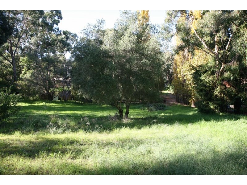 46 Orange Valley Road, Kalamunda WA 6076