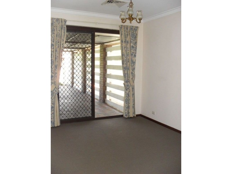 6 Mileti Road, Lesmurdie WA 6076