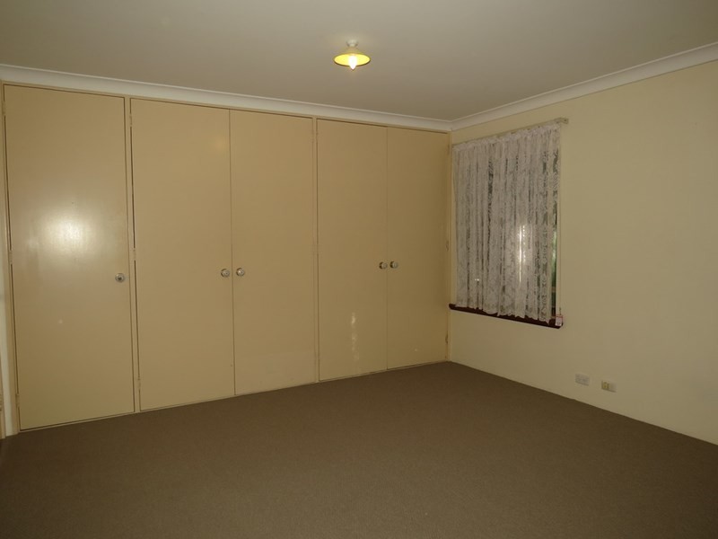 197 Lesmurdie Road, Lesmurdie WA 6076