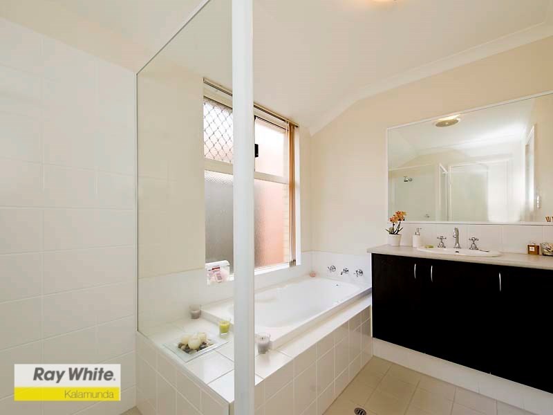 2/117 Stafford Road, Kenwick WA 6107