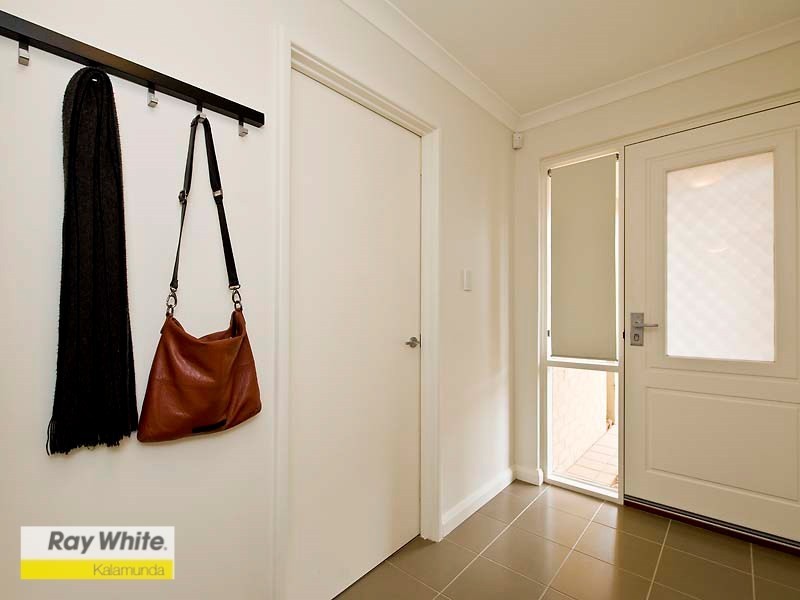 2/117 Stafford Road, Kenwick WA 6107