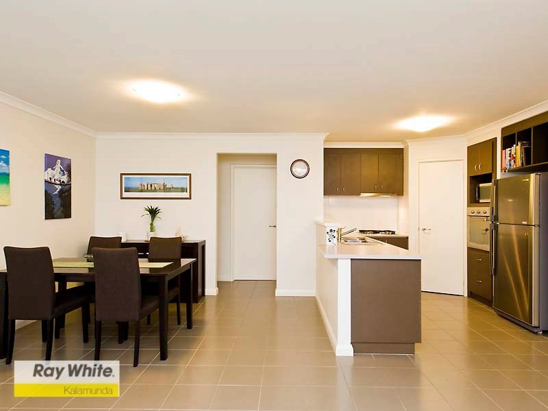 2/117 Stafford Road, Kenwick WA 6107