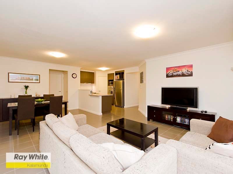 2/117 Stafford Road, Kenwick WA 6107