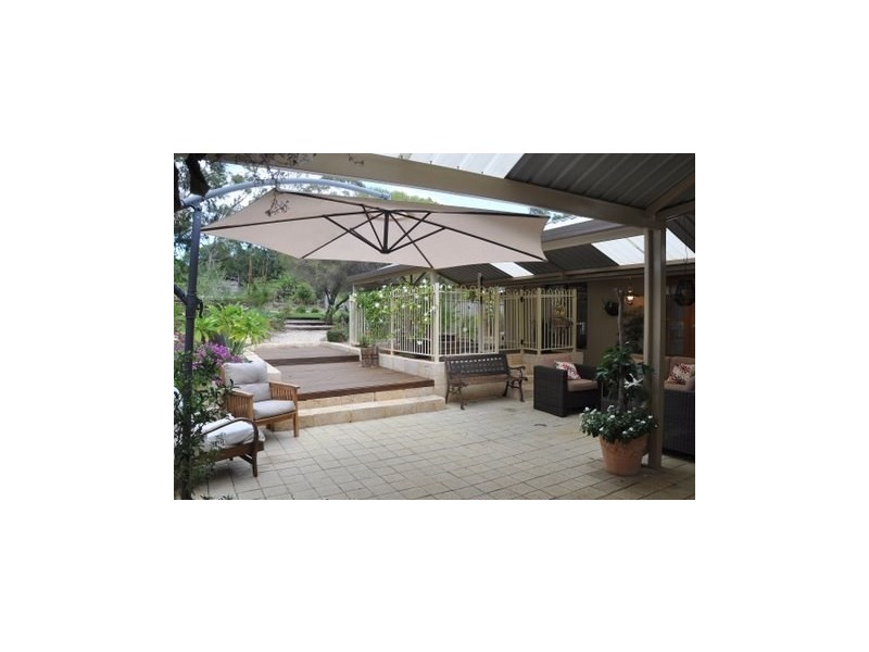 15 Snowball Road, Kalamunda WA 6076