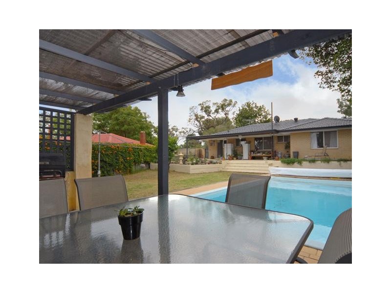 469 Kalamunda Road, High Wycombe WA 6057