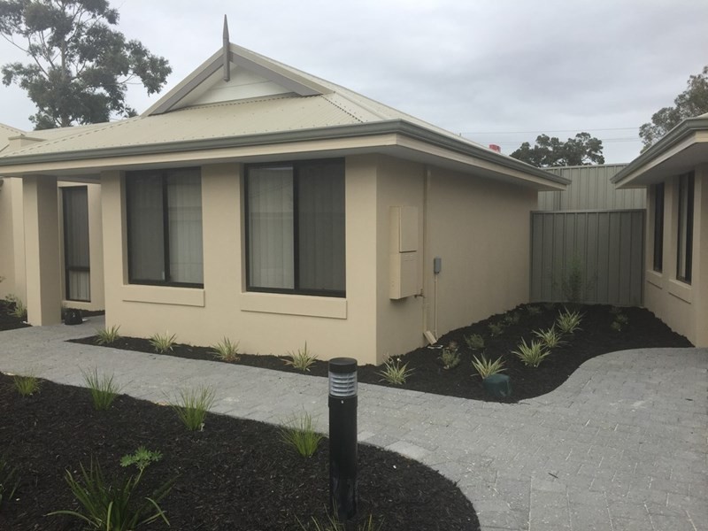 6/6 Strelitzia Avenue, Forrestfield WA 6058