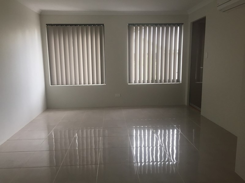 6/6 Strelitzia Avenue, Forrestfield WA 6058