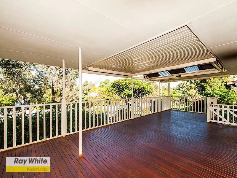 37 Tunnel Road, Swan View WA 6056