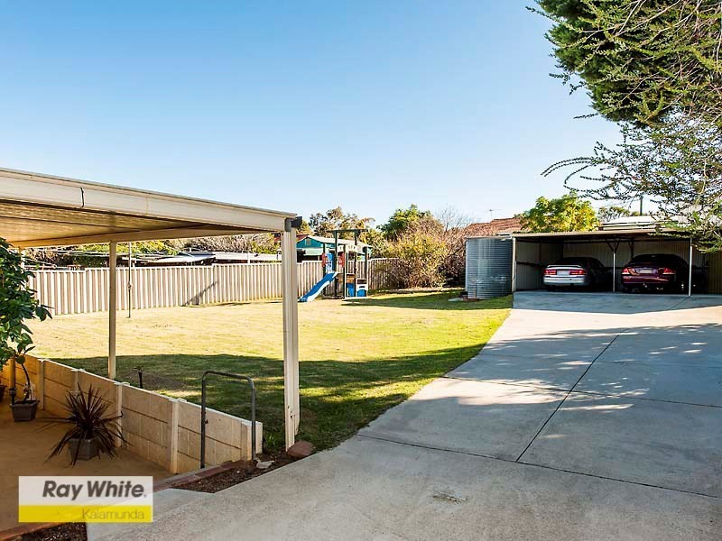 37 Tunnel Road, Swan View WA 6056