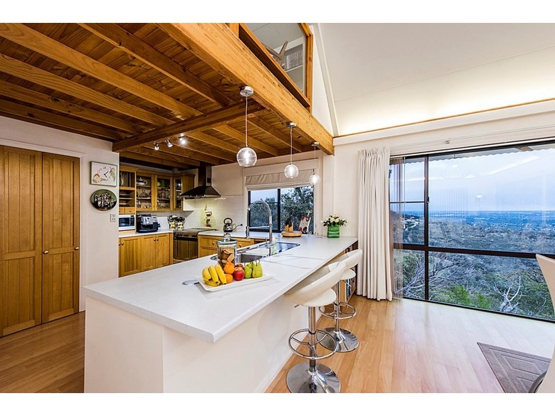 7 Dilkara Place, Kalamunda WA 6076