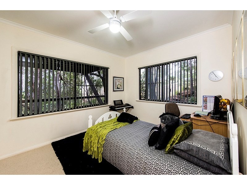 7 Dilkara Place, Kalamunda WA 6076