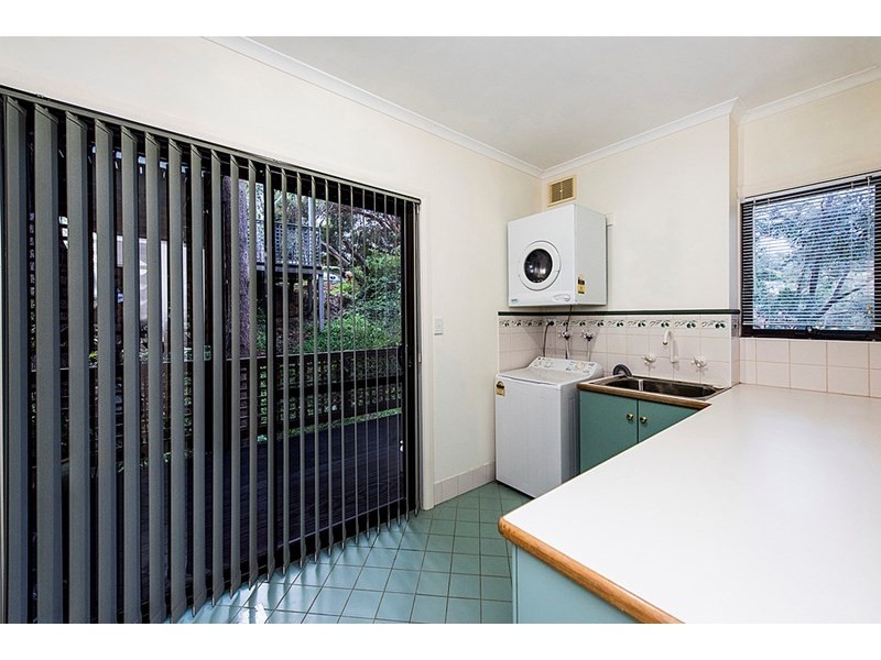 7 Dilkara Place, Kalamunda WA 6076