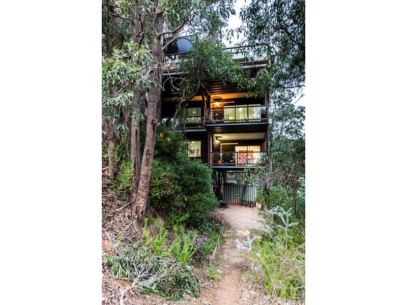 7 Dilkara Place, Kalamunda WA 6076