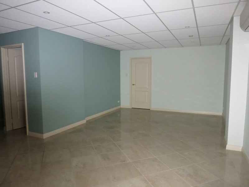 32 Whistlepipe Court, Forrestfield WA 6058