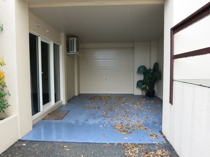 32 Whistlepipe Court, Forrestfield WA 6058