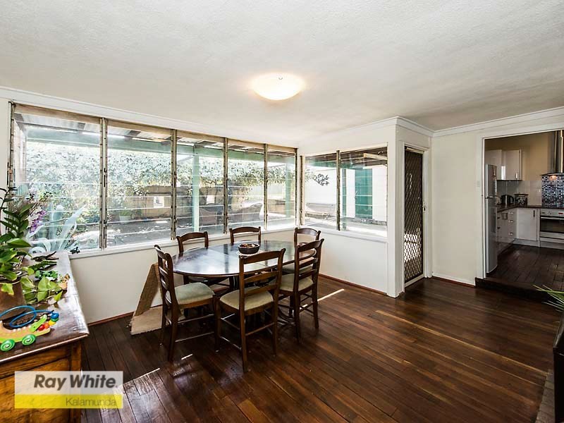 16 Coral Road, Kalamunda WA 6076