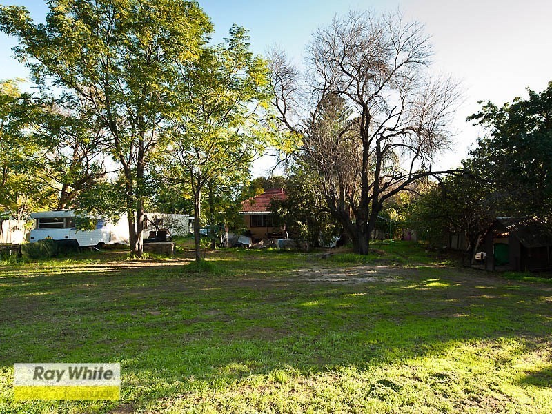 12 Stepney Road, Armadale WA 6112