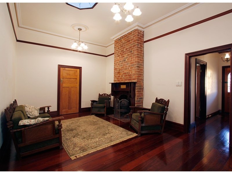 88 Kalamunda Road, Kalamunda WA 6076