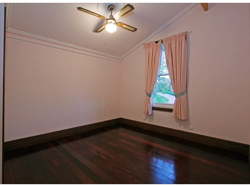 88 Kalamunda Road, Kalamunda WA 6076