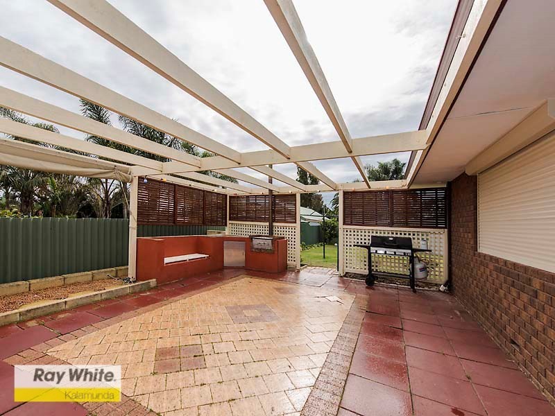 10 Ind Street, Lesmurdie WA 6076