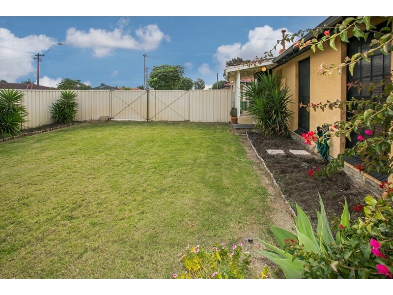 228 Williams Street, Beckenham WA 6107