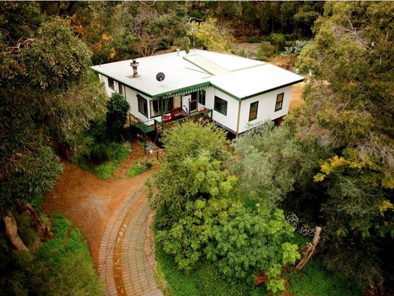 22 Lascelles Parade, Gooseberry Hill WA 6076