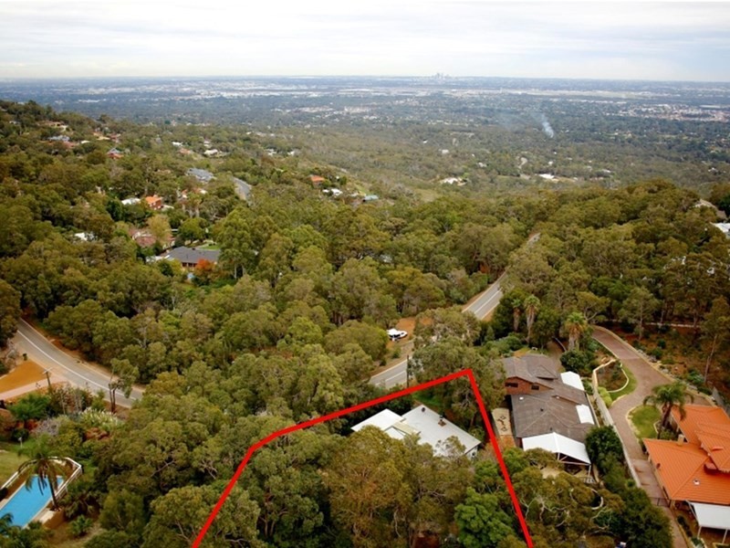 22 Lascelles Parade, Gooseberry Hill WA 6076