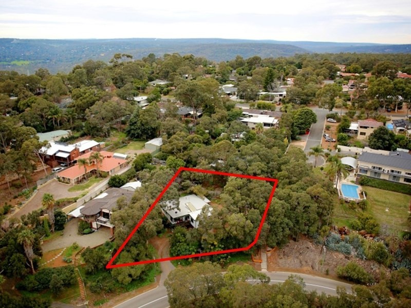 22 Lascelles Parade, Gooseberry Hill WA 6076