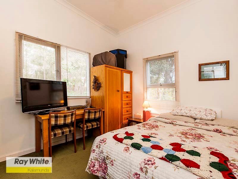 22 Lascelles Parade, Gooseberry Hill WA 6076