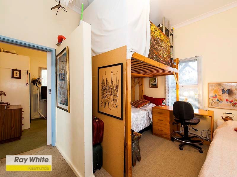 22 Lascelles Parade, Gooseberry Hill WA 6076