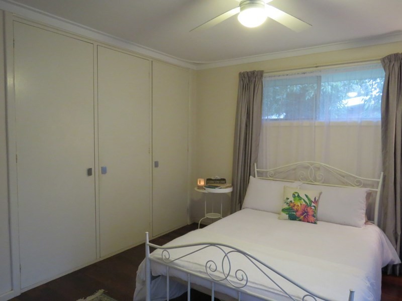 44 Ronneby Road, Lesmurdie WA 6076