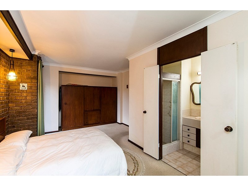 9 Cook Place, Lesmurdie WA 6076