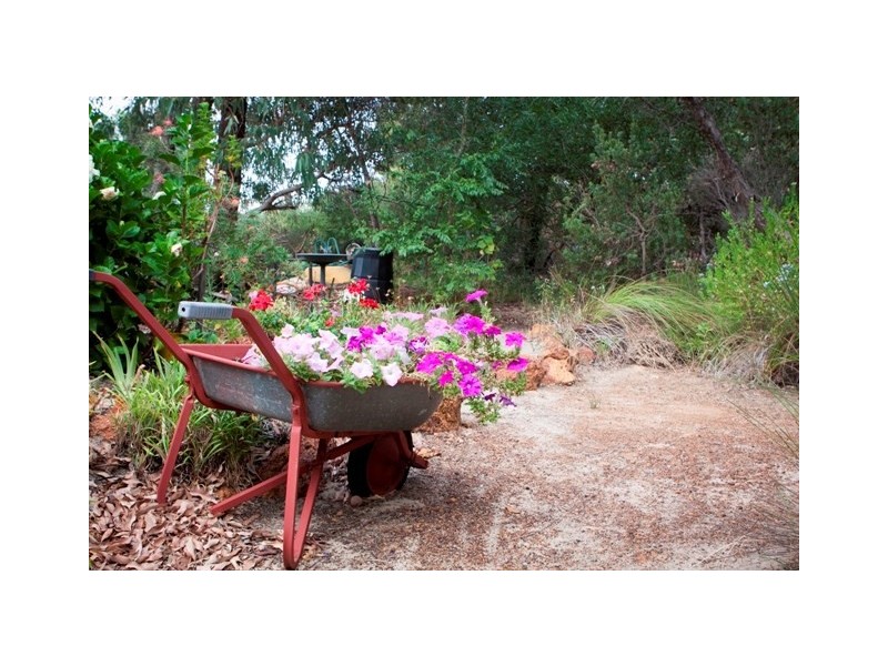 Unit 6/5 Varley Street, Lesmurdie WA 6076