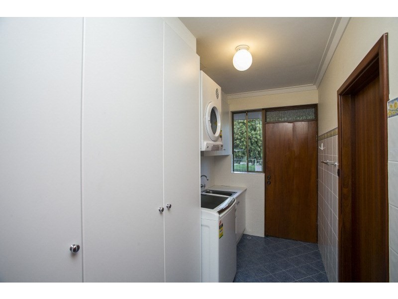 45 Palm Terrace, Forrestfield WA 6058