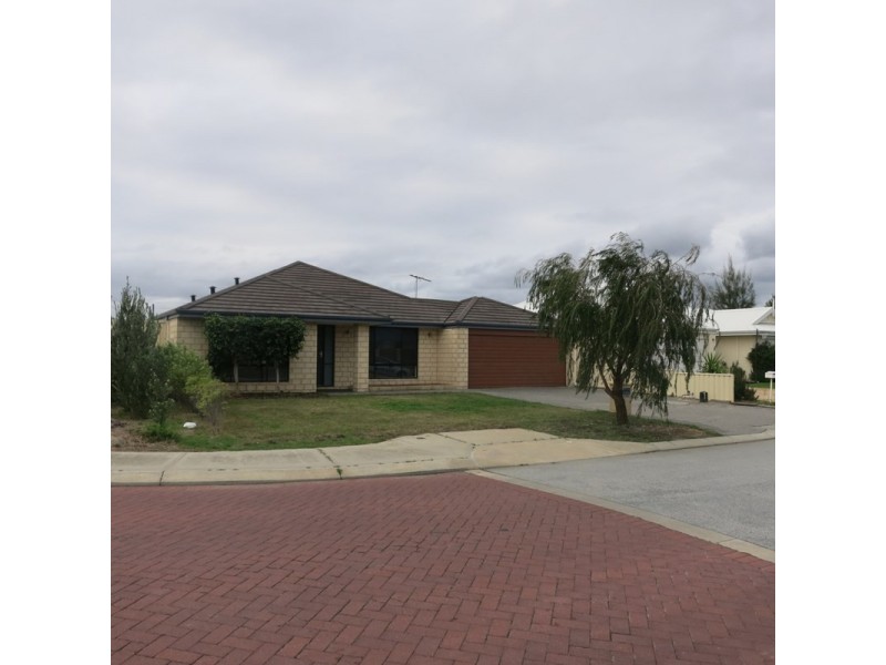 1 Extensa Road, Wattle Grove WA 6107