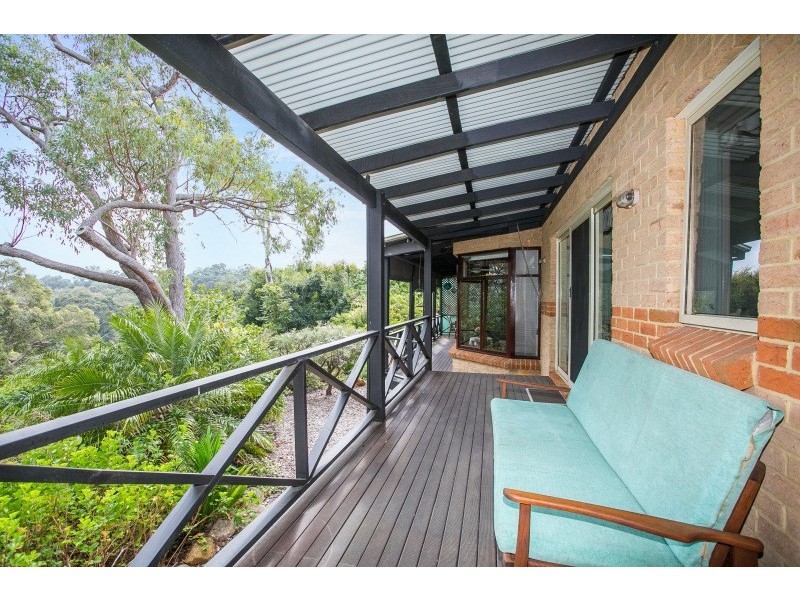 12 Walbeck Road, Kalamunda WA 6076