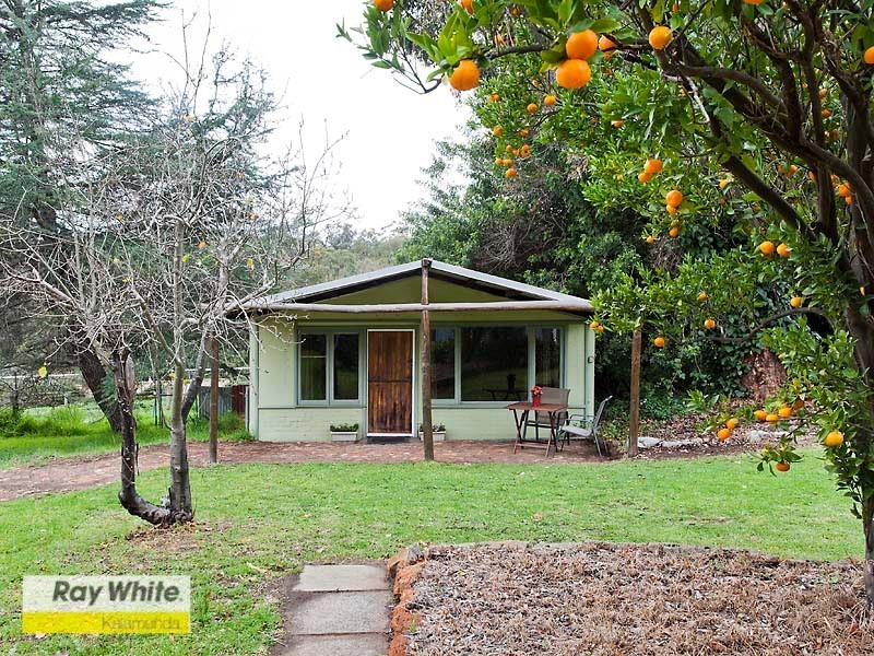 135 Mons Road, Hovea WA 6071