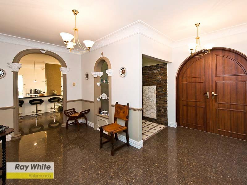 69 Basildon Road, Lesmurdie WA 6076