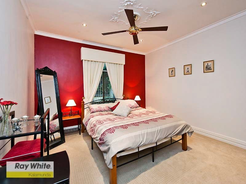 69 Basildon Road, Lesmurdie WA 6076