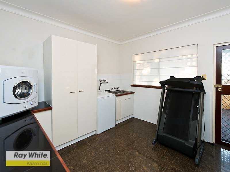 69 Basildon Road, Lesmurdie WA 6076