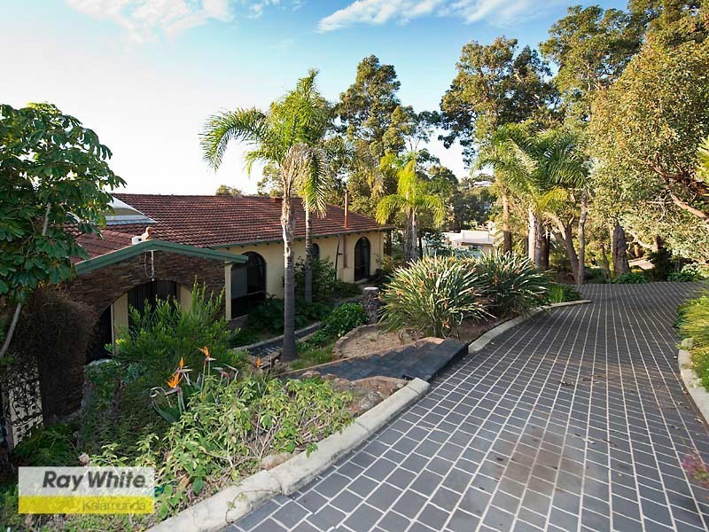 69 Basildon Road, Lesmurdie WA 6076