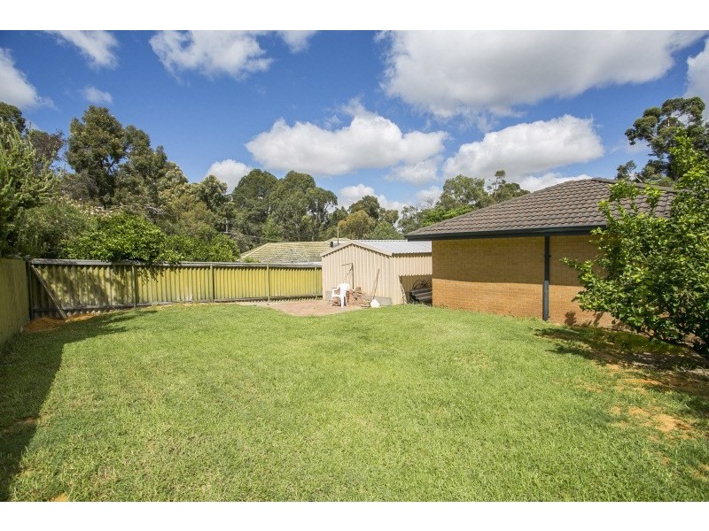 4 Vernallan Way, Lesmurdie WA 6076