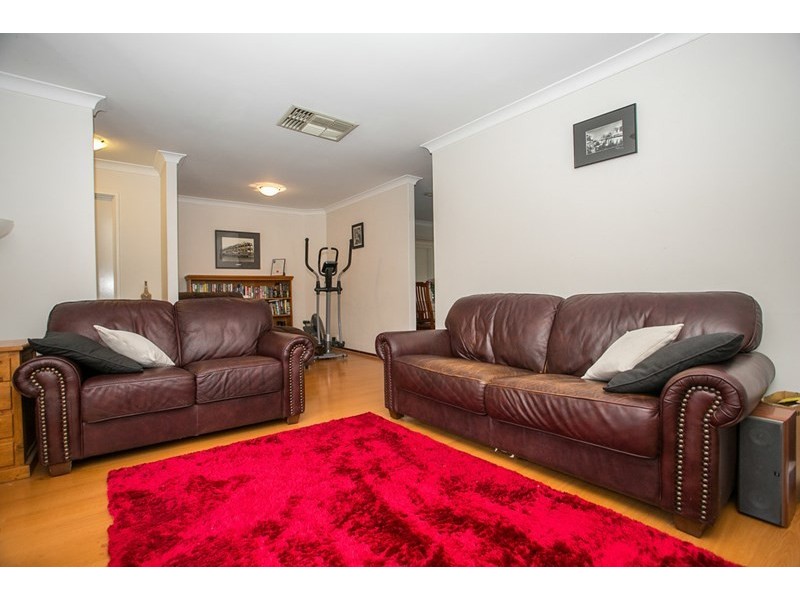 4 Landers Road, Lesmurdie WA 6076
