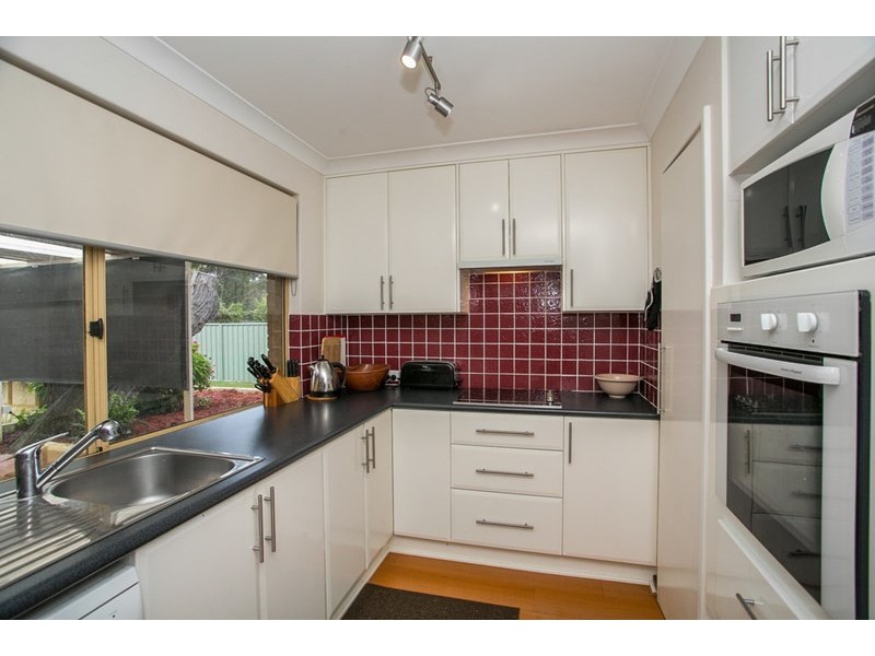 4 Landers Road, Lesmurdie WA 6076