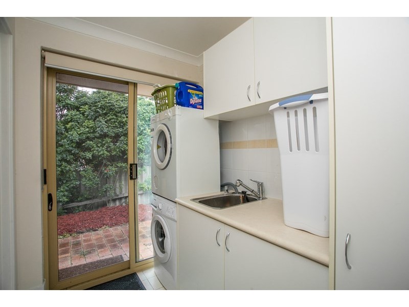 4 Landers Road, Lesmurdie WA 6076