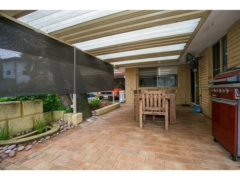 4 Landers Road, Lesmurdie WA 6076